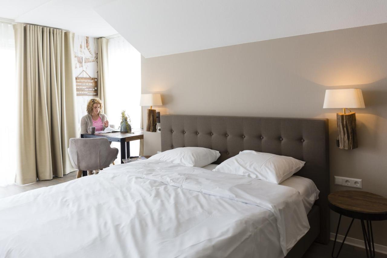 Hotel De Zeeuwse Kust Renesse Zimmer foto
